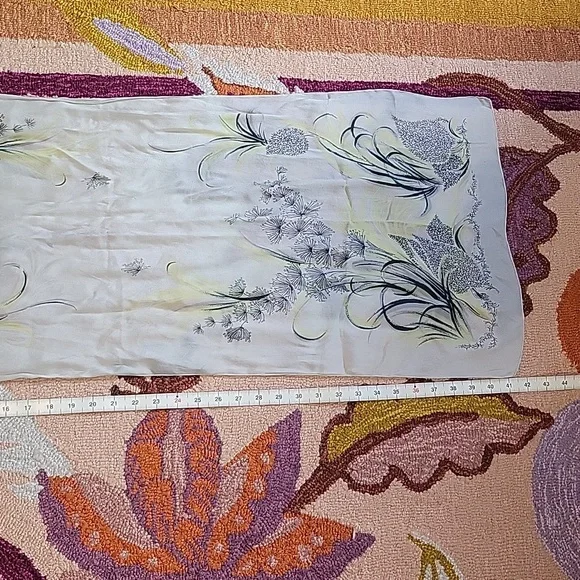 Botanical True Vintage Scarf - Picture 8 of 12